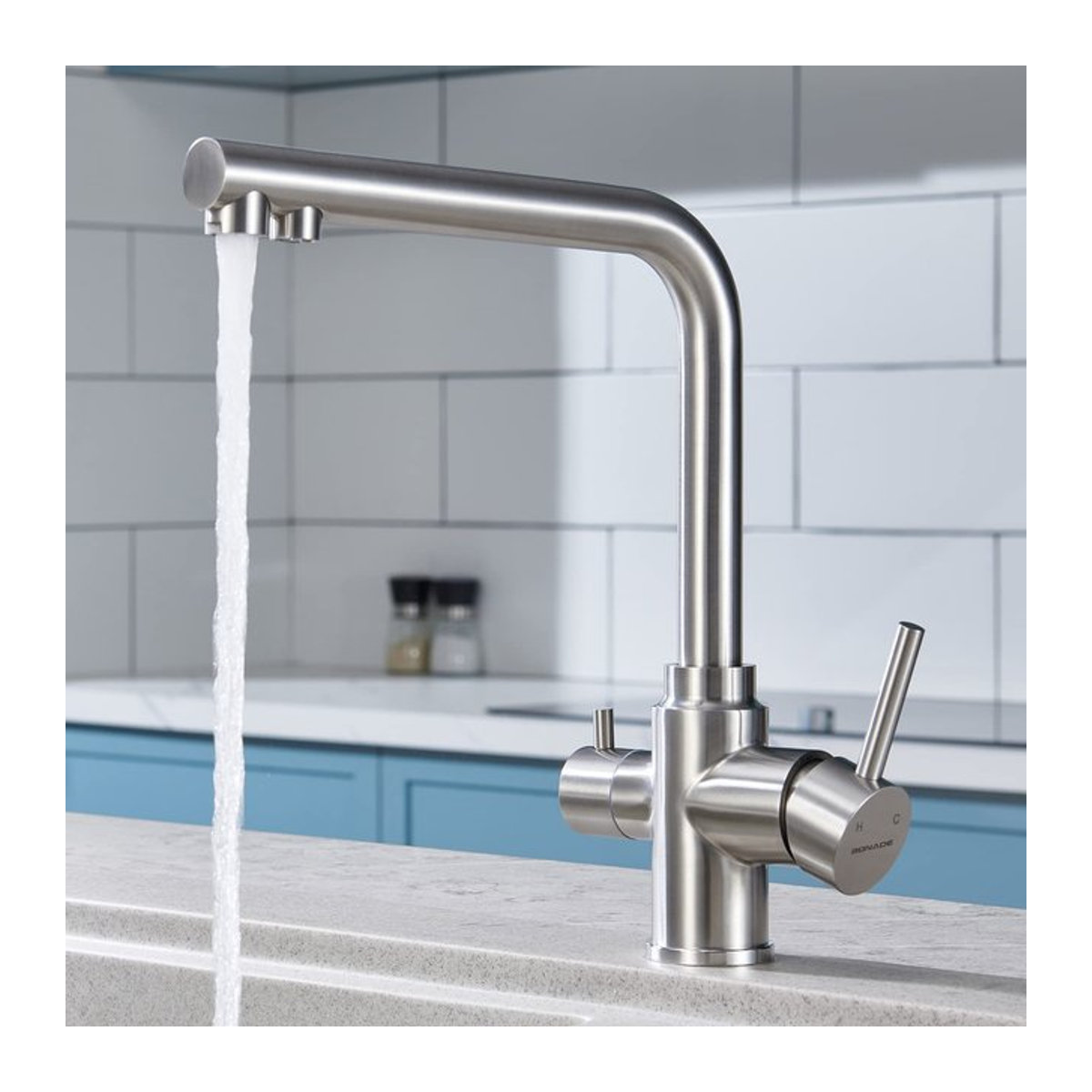 Oeegoo 3-Wege-Küchenarmatur aus Edelstahl mit 2 Hebeln und 360 Grad Drehbarkeit für Wasserfilter, moderne Küchenmischbatterie - Bild 1