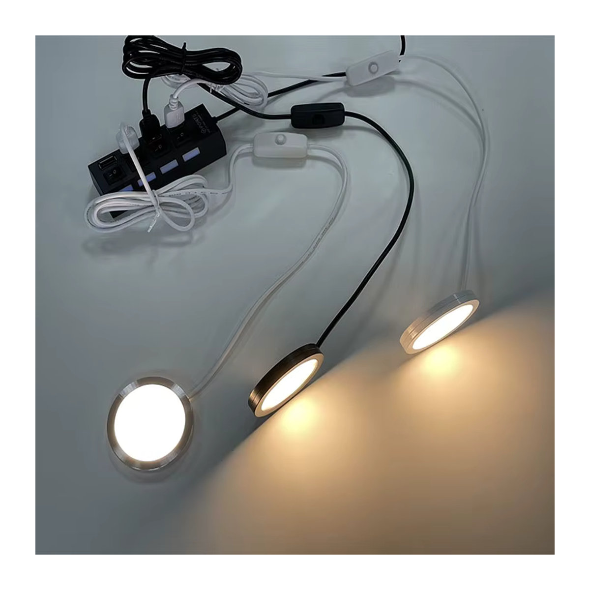 Ohlite LED Puck Licht für Vitrine und Regal in Silber mit 5V USB-Schalter zur Möbelbeleuchtung - Bild 2