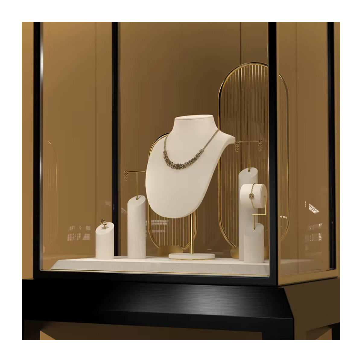Oirlv Schmuck Display Set in Beige und Weiß aus Mikrofasern mit Metallhintergrund zur Präsentation von Uhren, Halsketten, Ringen und Ohrringen - Bild 3
