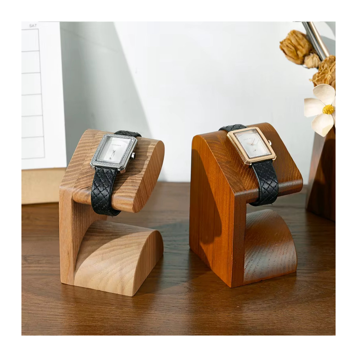 Oirlv Schmuck Organizer aus Holz in Braun als minimalistisches Display für Armbänder und Uhren - Bild 2