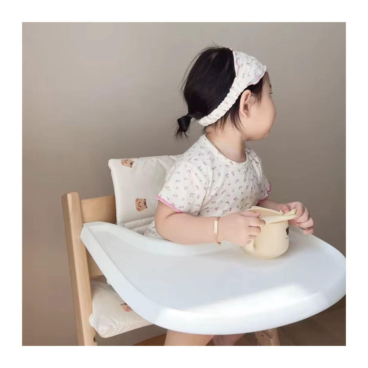 OOTDTY Hochstuhl Kissen Set mit Rückenpolster in Beige, Waschbare Sitzkissen Matte für Babyhochstühle und Reisehochstühle - Bild 3