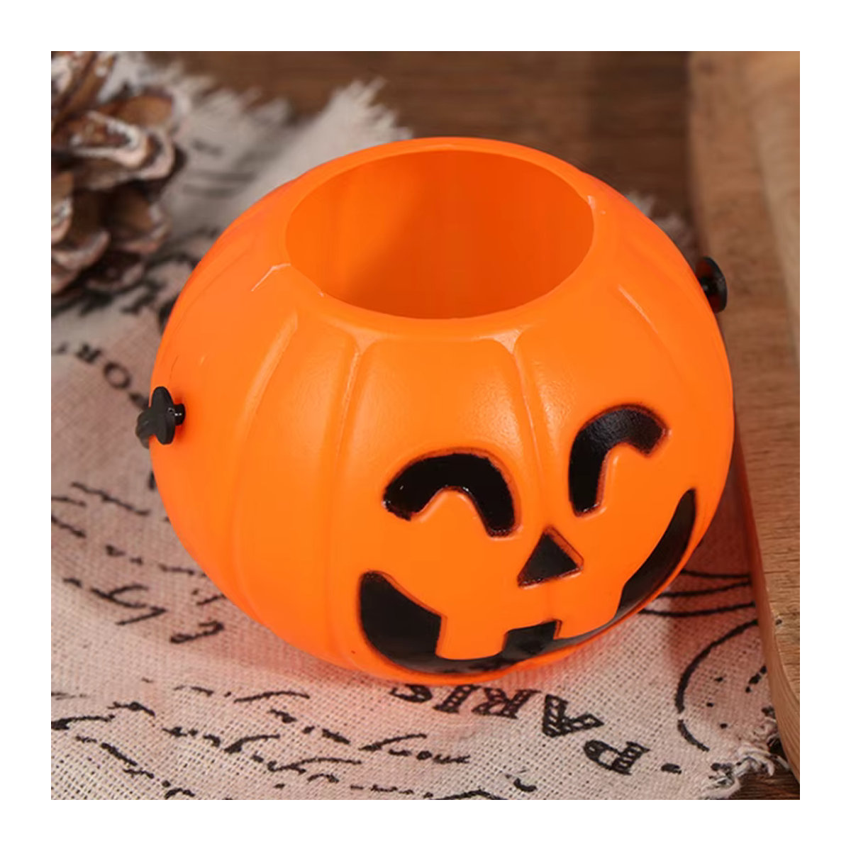 Orangefarbener Halloween Kürbis Eimer als tragbarer Süßigkeiten Behälter und Geschenkhalter für Kinder - Bild 2