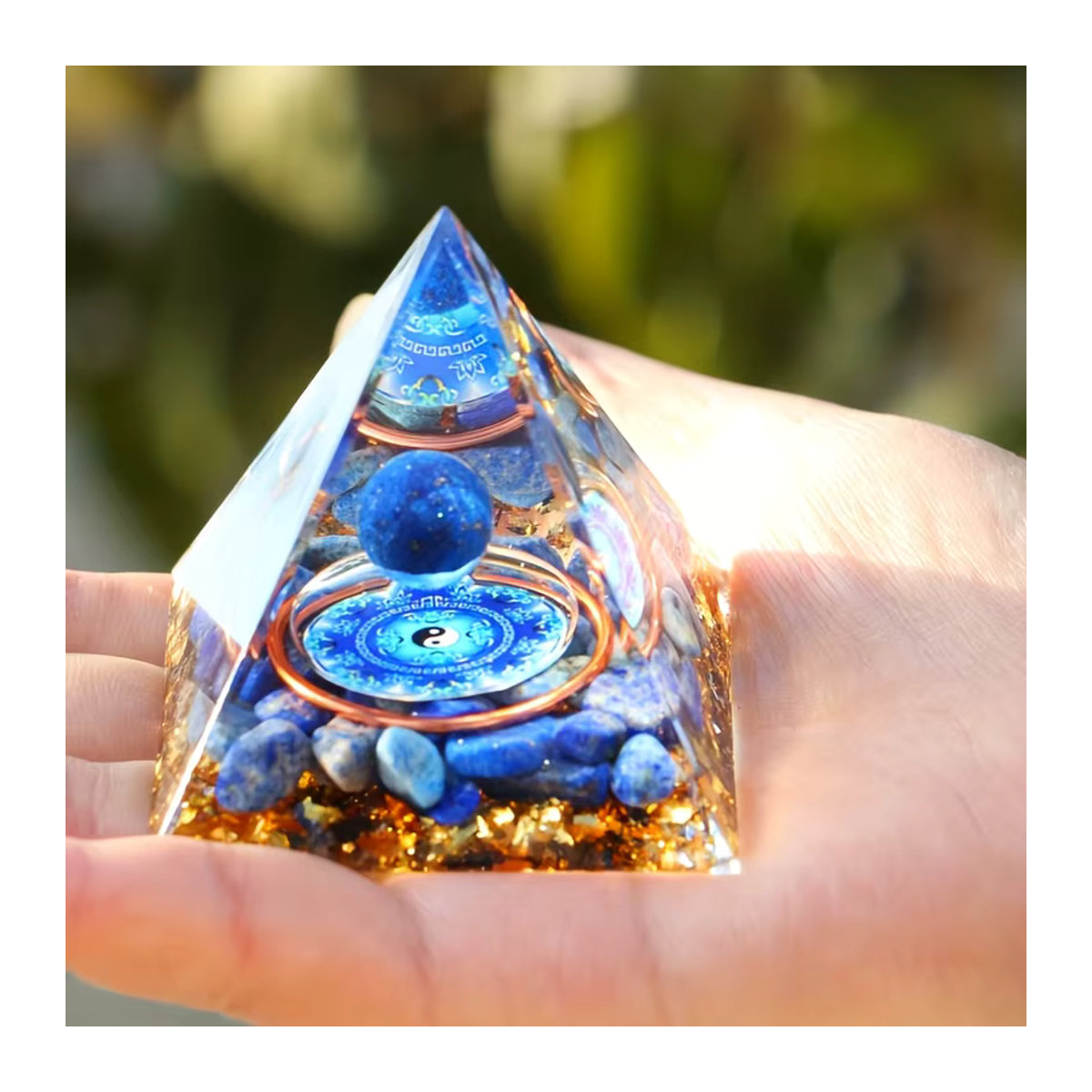 Orgon-Pyramide mit Lapislazuli und Tai-Chi-Diagramm in Blau als dekorative Steindekoration - Bild 4