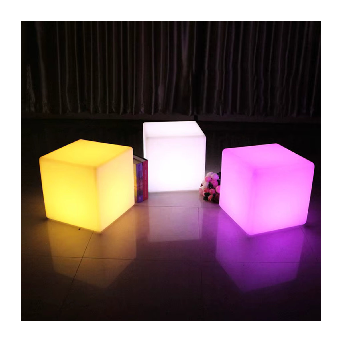 PAMNNY Batteriebetriebene LED Würfel-Nachtlichter mit Fernbedienung in Bunt, 16 Farben, minimalistisches Design für Party und Dekoration - Bild 2