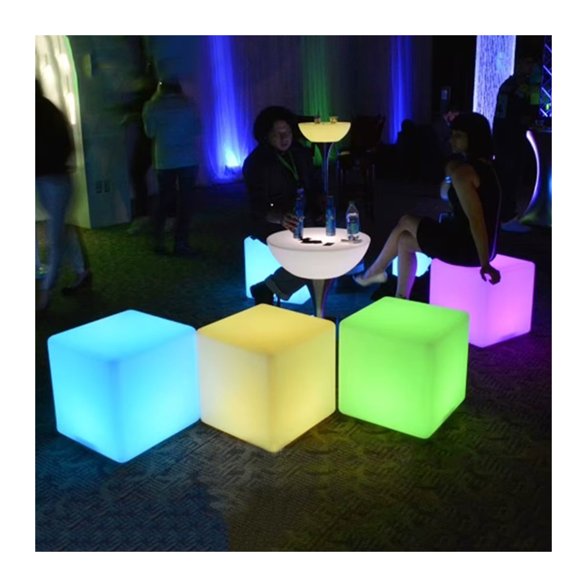 PAMNNY Batteriebetriebene LED Würfel-Nachtlichter mit Fernbedienung in Bunt, 16 Farben, minimalistisches Design für Party und Dekoration - Bild 4