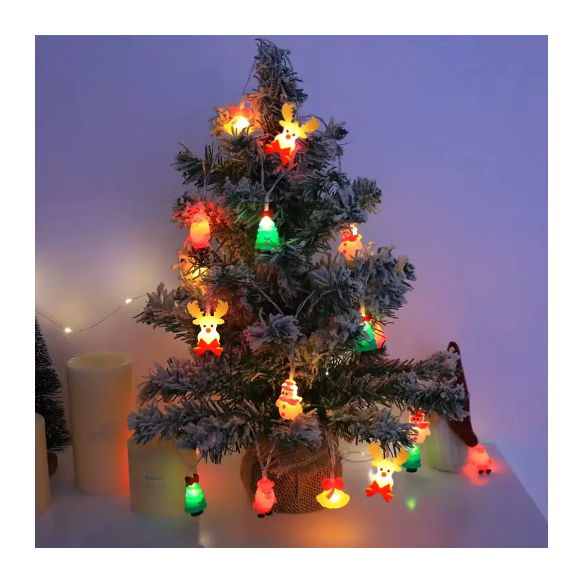 Peach Forest Weihnachts-Lichterkette mit Santa, Schneemann, Glocke und Elch Motiven - Bild 3