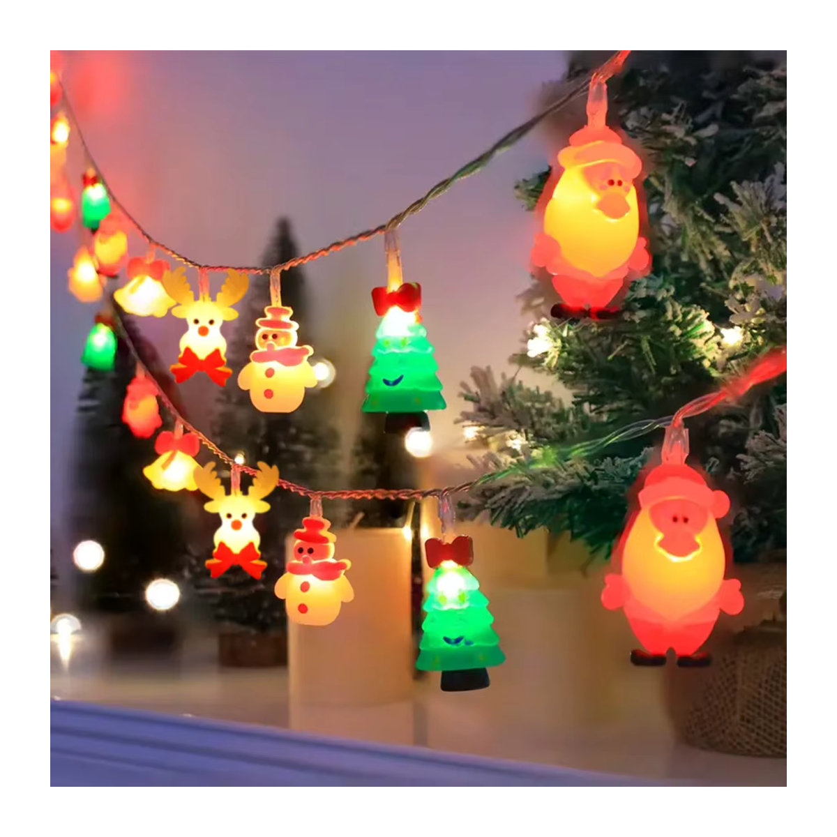 Peach Forest Weihnachts-Lichterkette mit Santa, Schneemann, Glocke und Elch Motiven - Bild 5