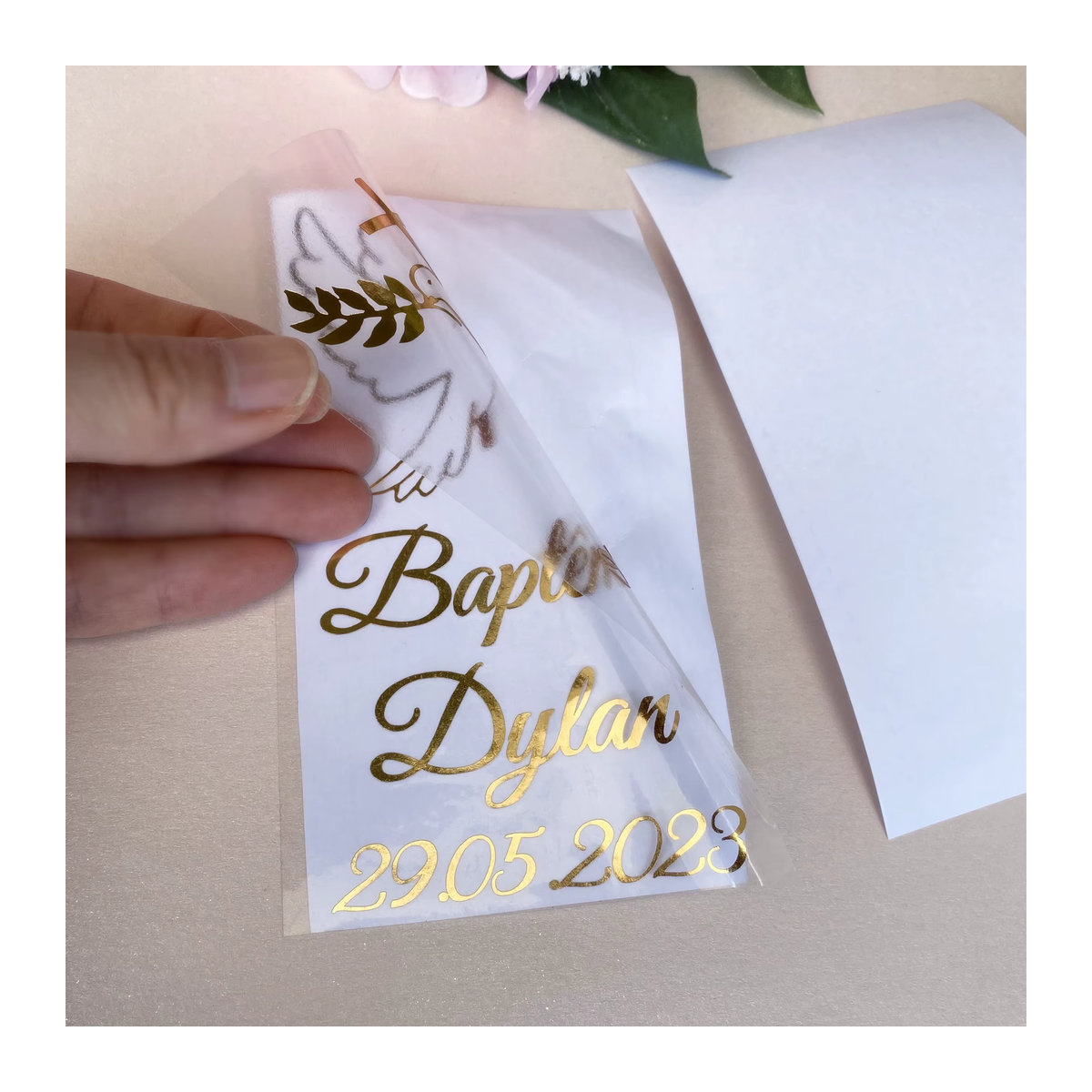 Personalisierte Gold Kreuz Dove Vinyl Aufkleber für Baby Taufe Hochzeit und Namensgebung - Bild 4
