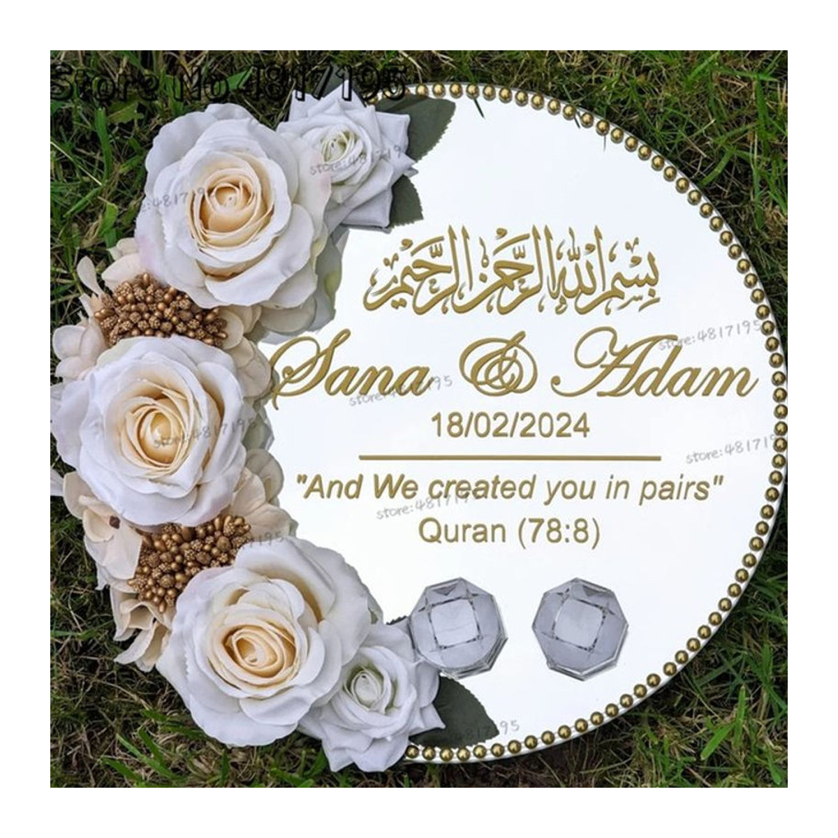 Personalisierte Nikkah-Teller-Aufkleber von Life Full of Cheer in Gold und Schwarz für deine Hochzeit mit individuellen Namen und Terminen - Bild 1
