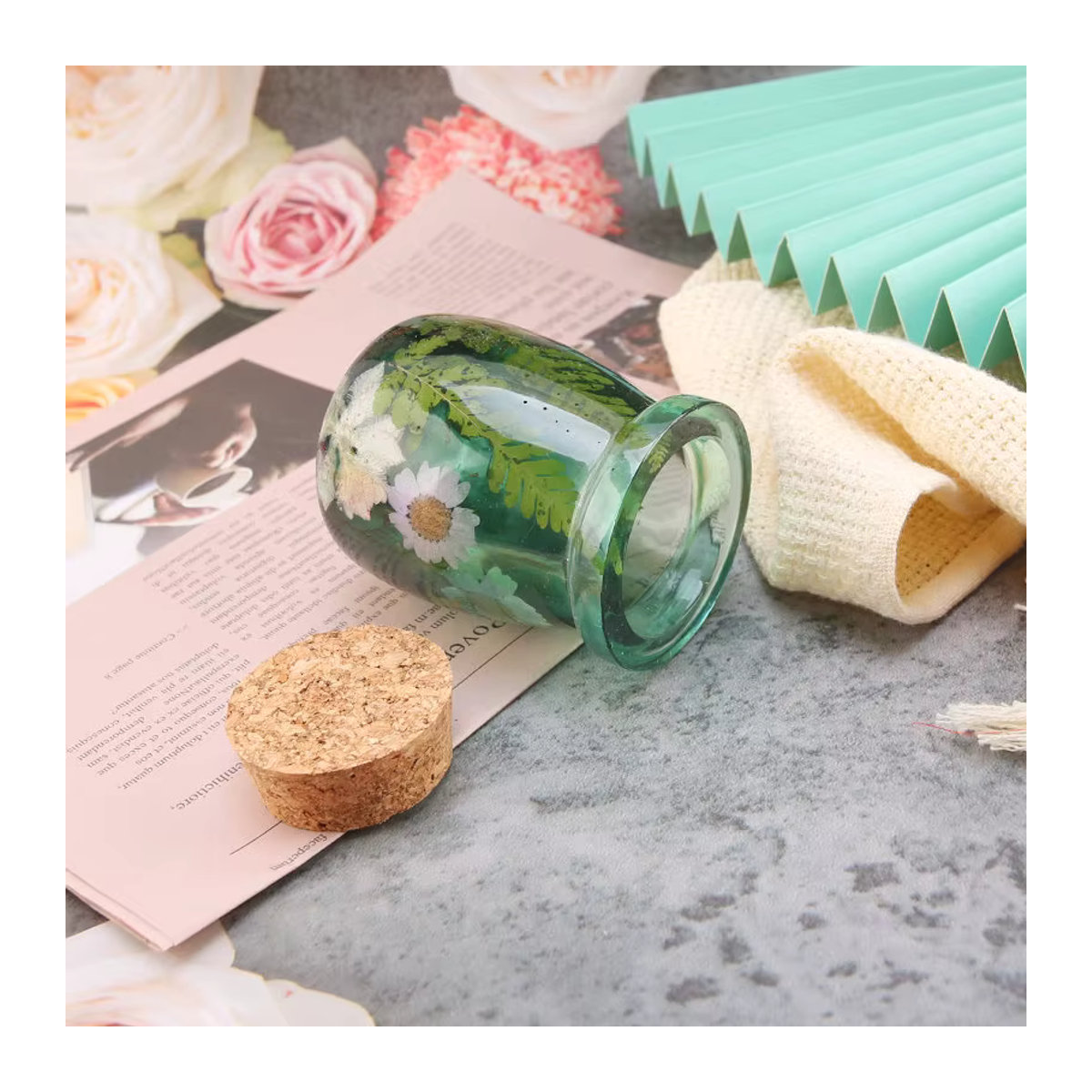 QIAO Set aus 5 Glasbehältern mit floralen Silikonformen und Holzdeckeln, mehrfarbig, rund - Bild 5