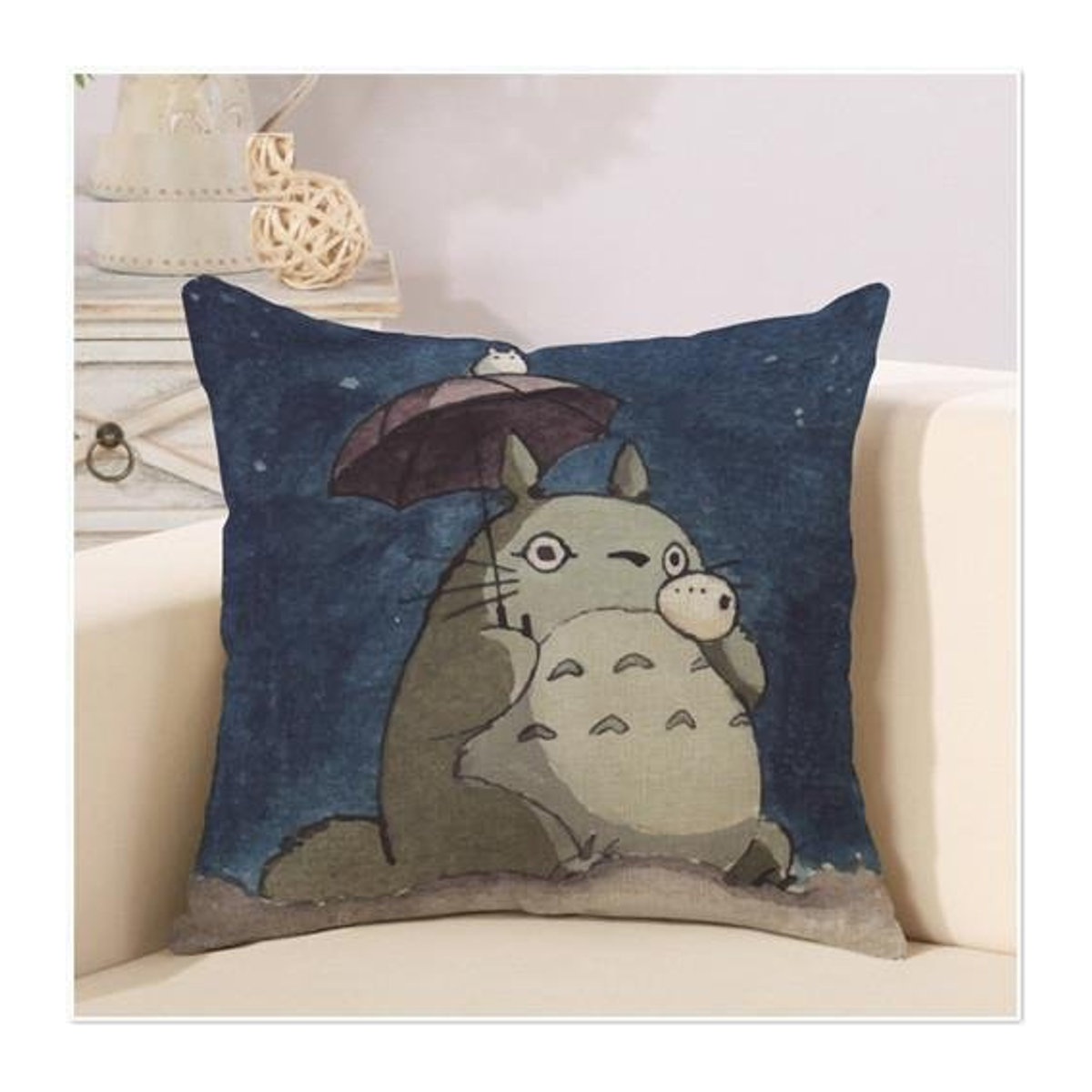 Quadratisches Totoro Kissen mit Cartoon-Motiv als Dekoration für dein Sofa, B/B/H: 45 x 45 x 45 cm - Bild 1