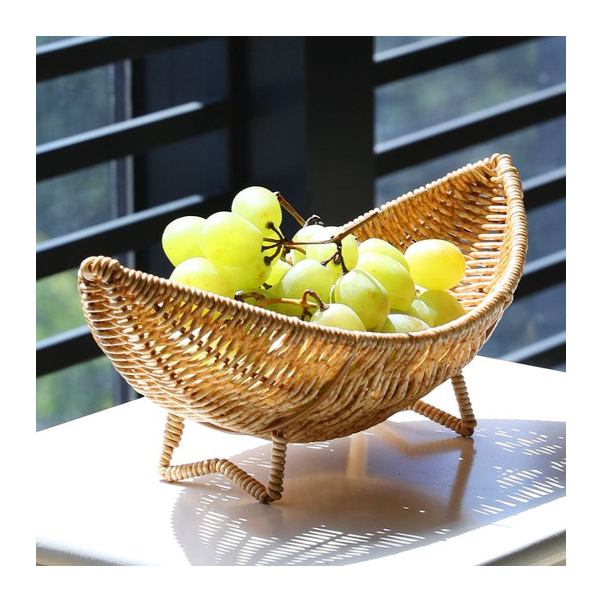 Rattan Obstschale und Tablett in Grün aus gewebtem Kunststoff für deinen Couchtisch - Bild 1