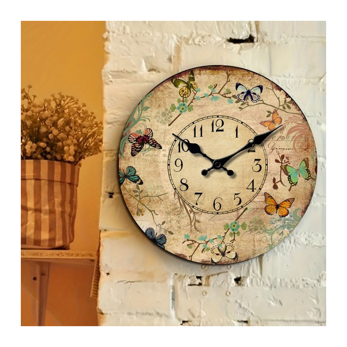 Retro Wanduhr aus Holz mit floralem Design und bunten Schmetterlingen, runde analoge Wanduhr in Multicolor - Bild 1
