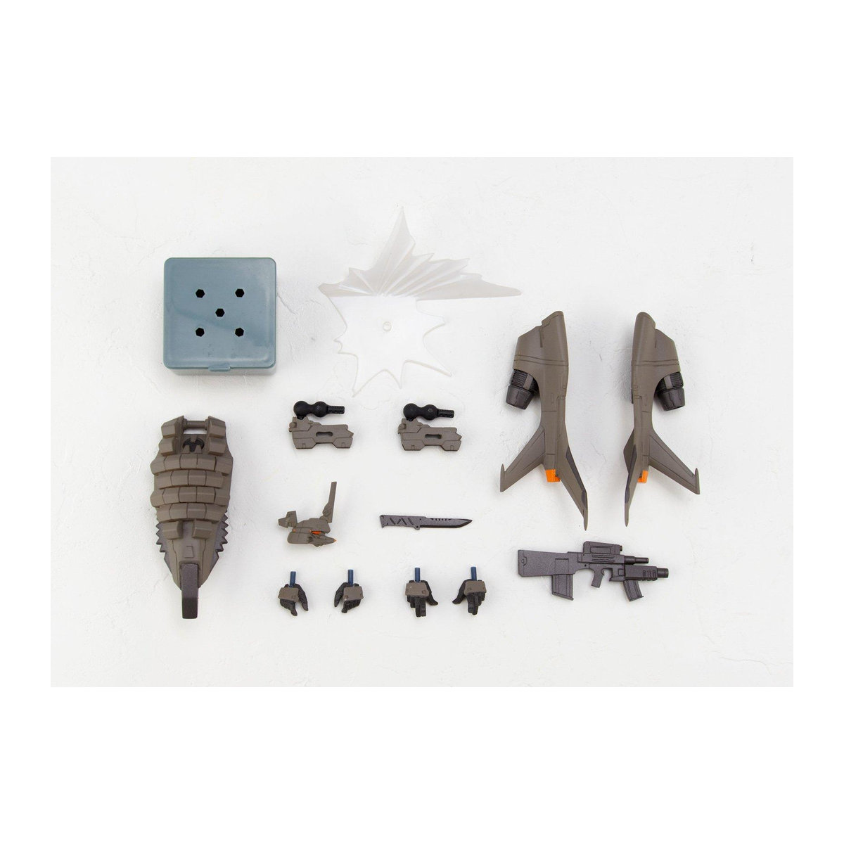 Revoltech Alternative Series Balalaika Black Declaration Specification Muv-Luv Nr. 006 MiG-21 Anime-Figur in Schwarz und Grau - Bild 2