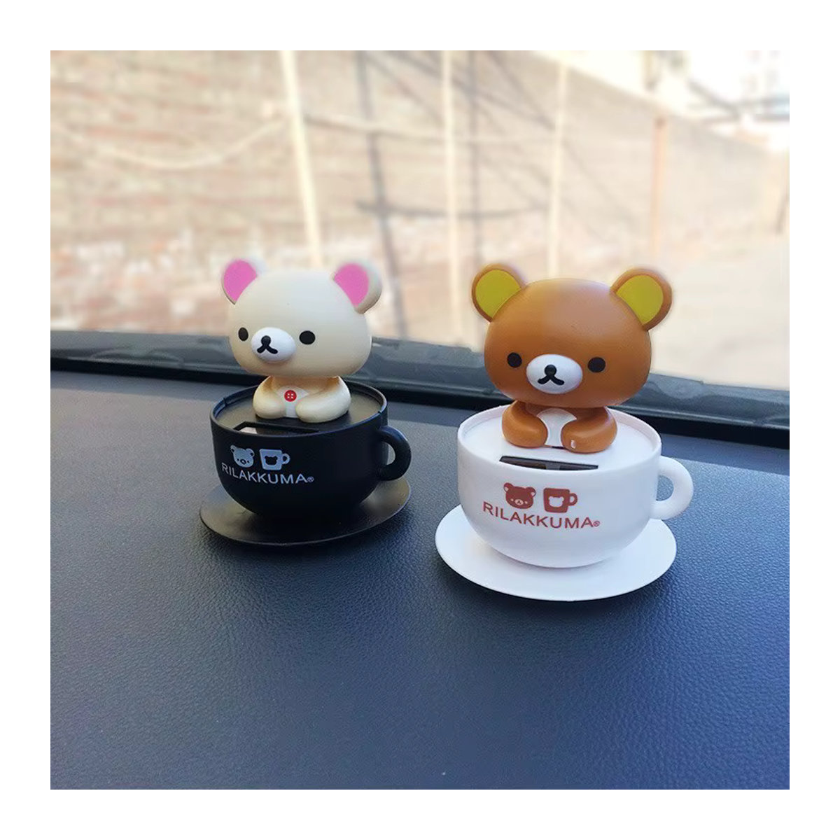 Rilakkuma Solar-Actionfigur Braun aus Kunststoff als dekoratives Nicken-Ornament für Auto und Zuhause - Bild 2