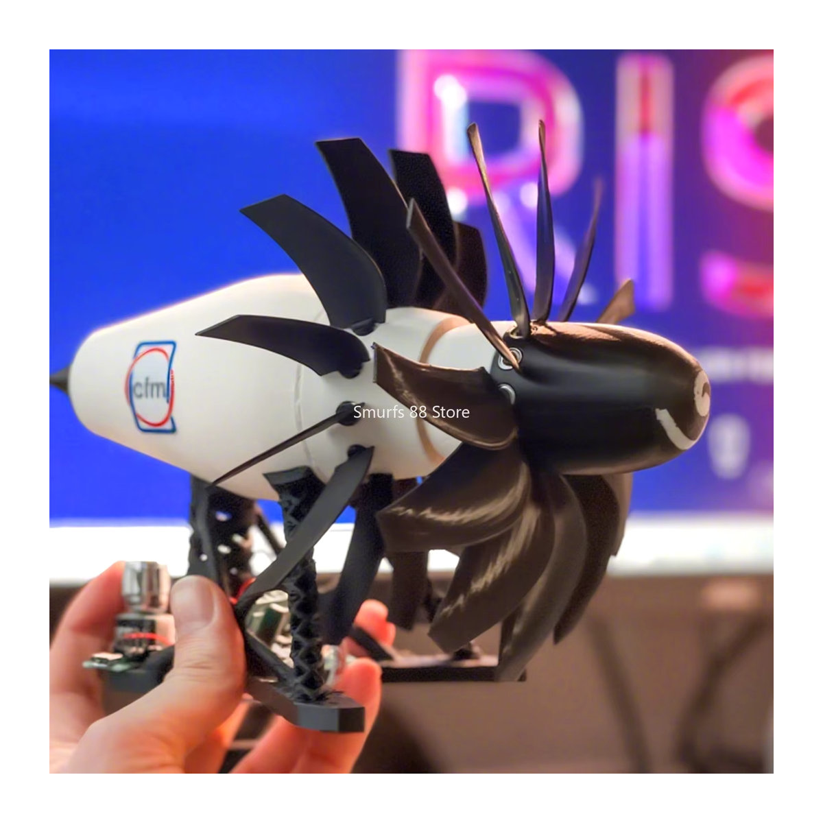 RISE 3D-gedrucktes Rotormotormodell mit offenem Rotor aus PLA-Material und integrierter Beleuchtung mit einstellbarer Geschwindigkeit als Desktop-Ornament - Bild 3