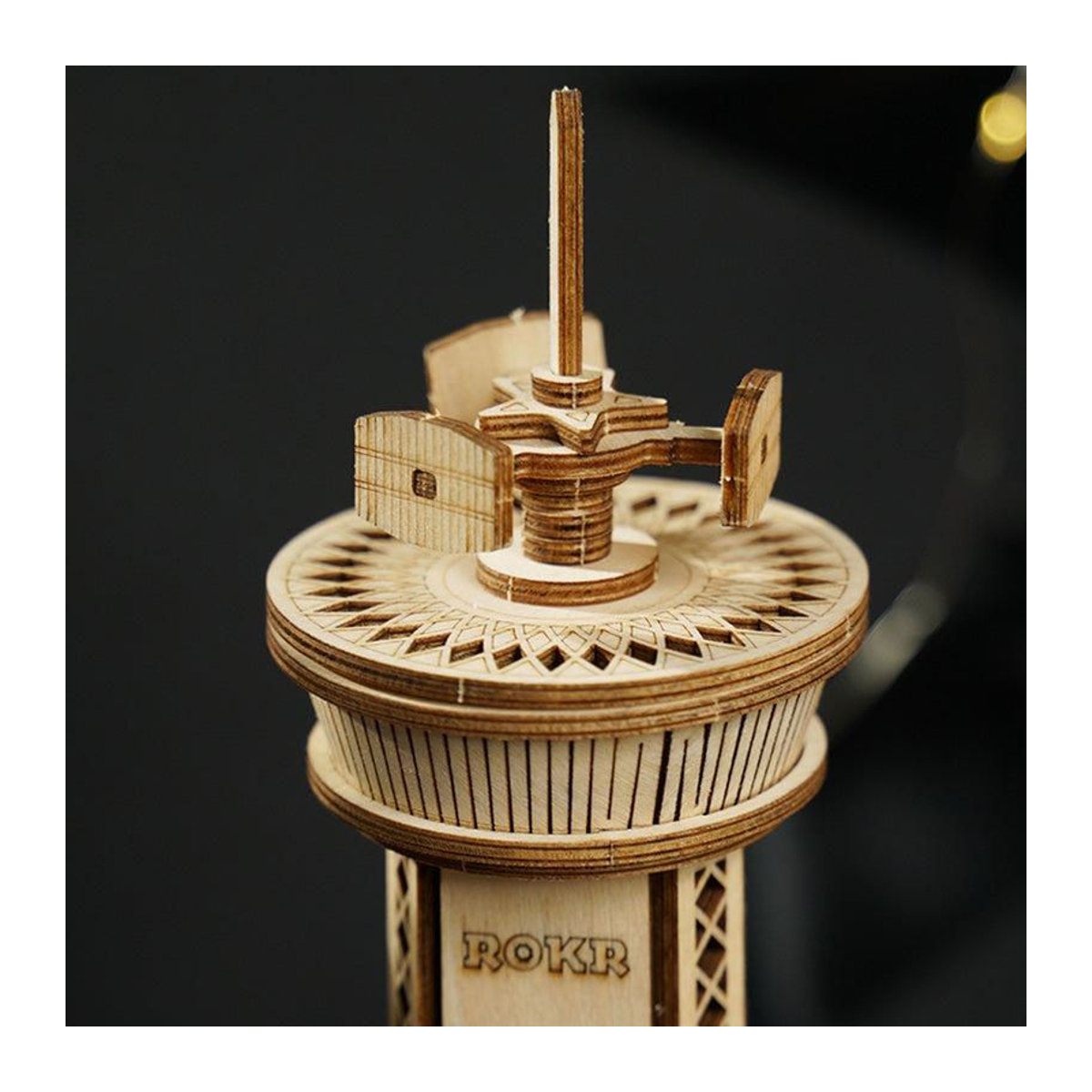 ROBOTIME ROKR 3D Holzpuzzle Mechanische Musikdose Flugkontrollturm in Braun - Bild 5