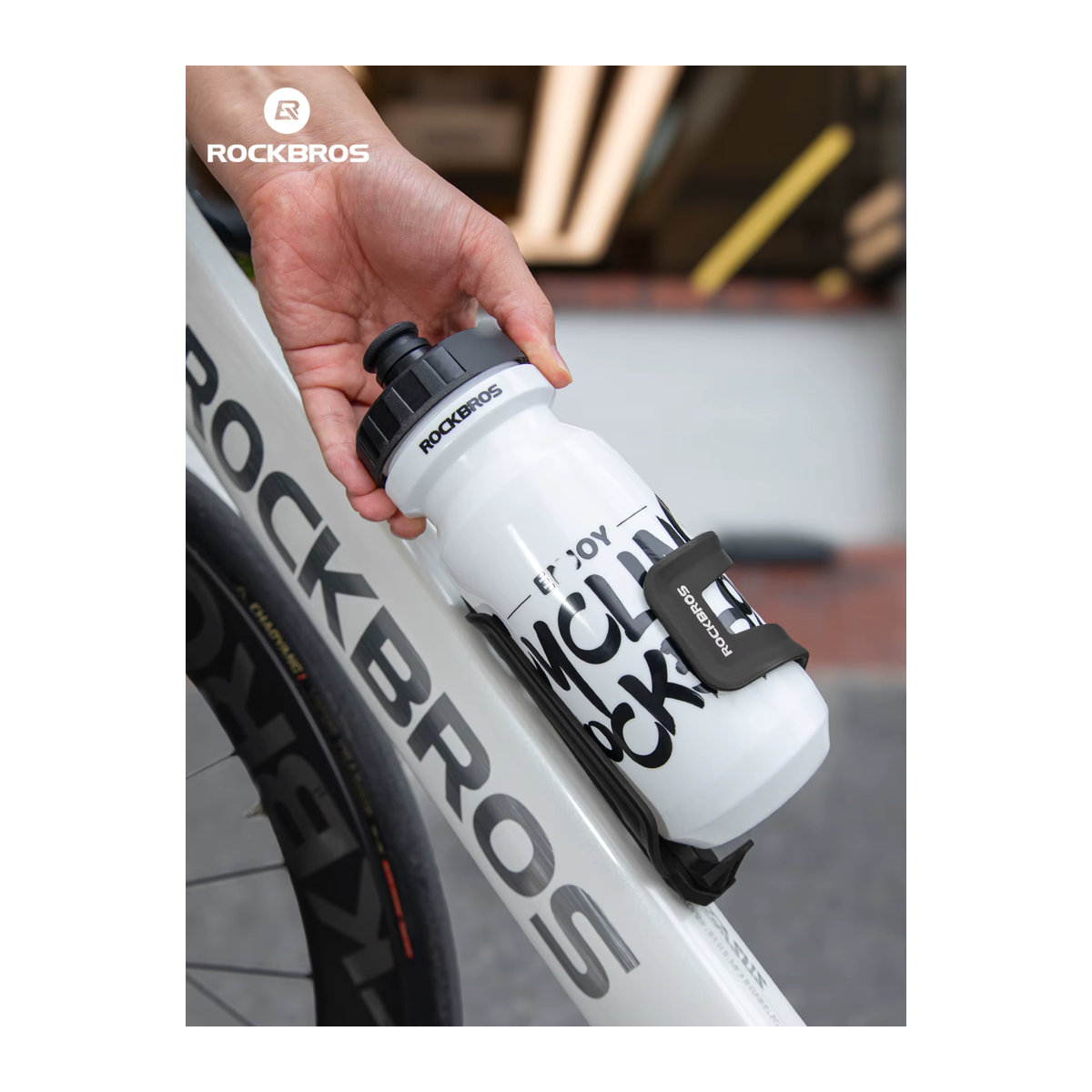 ROCKBROS Wasserflaschenhalter Weiß, 600 ml, elastischer Fahrrad-Becherhalter aus ABS und PC für Sport und Radfahren - Bild 5