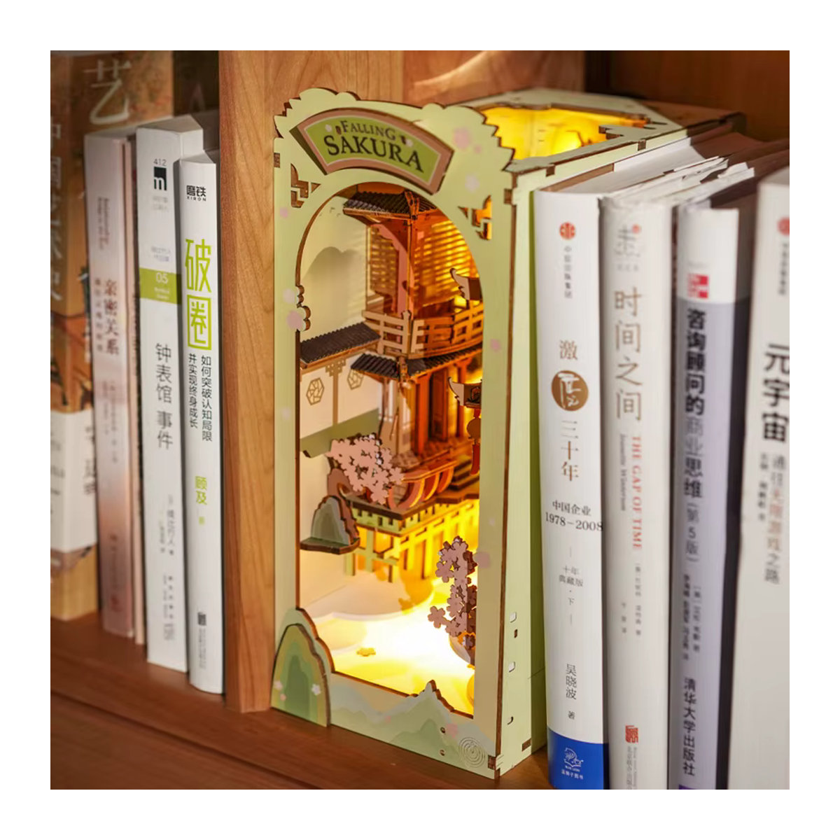 Rolife Sakura Buch Nook mit Lichtern, dekoratives DIY-Modell in floralem Design, mehrfarbig - Bild 3