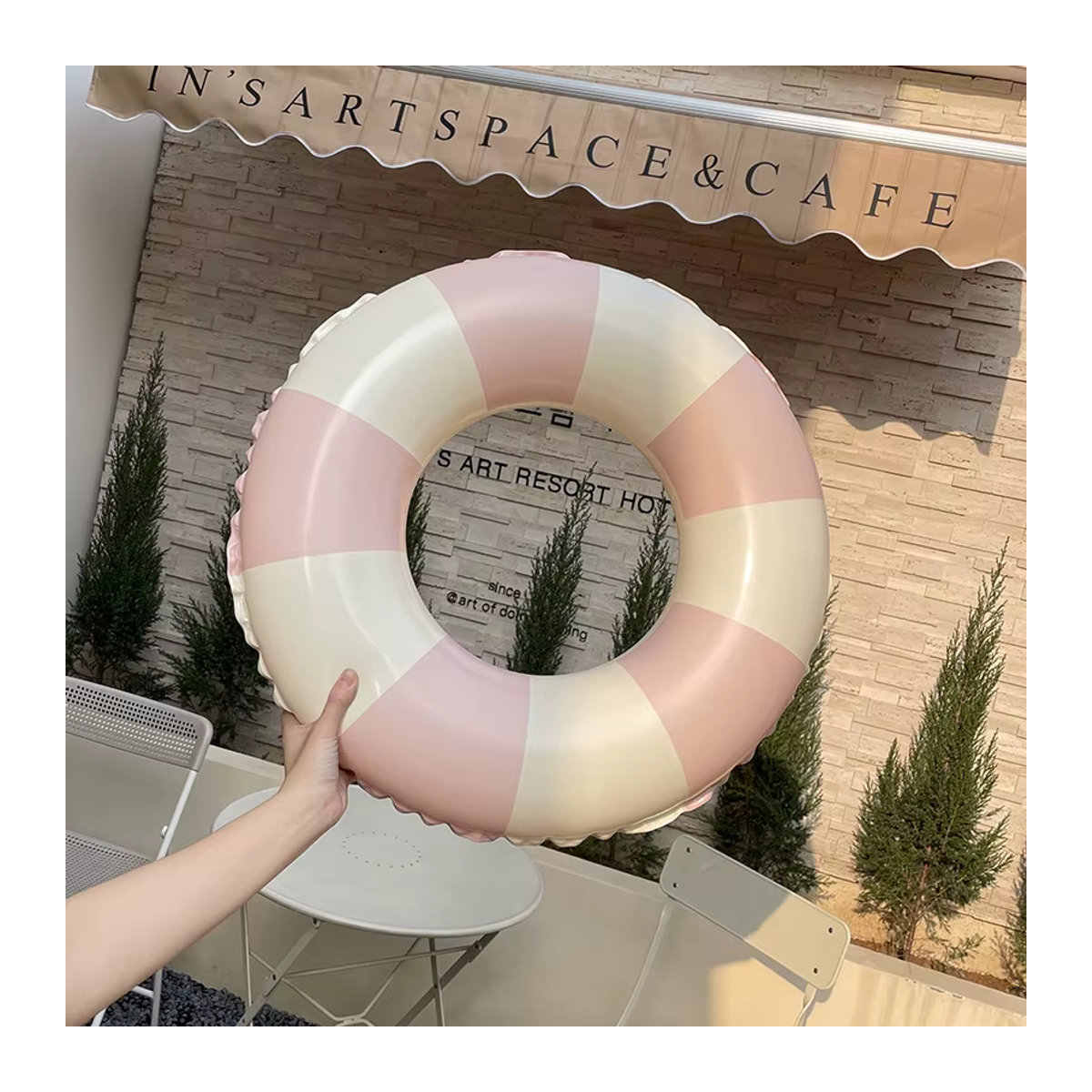 Rooxin Aufblasbarer Pool-Schwimmer für Erwachsene als Schwimmring und Wasserspiel für Strand und Party - Bild 3