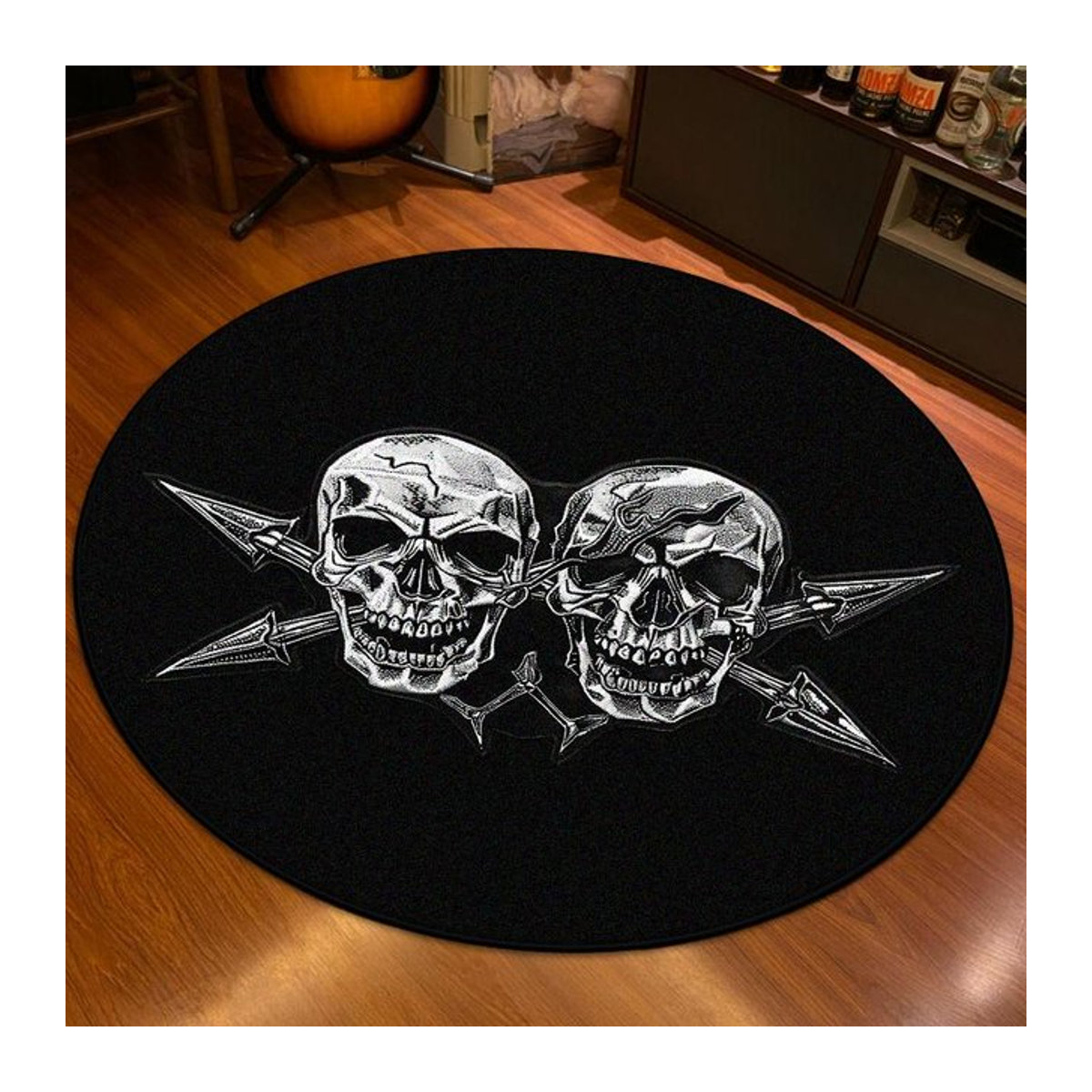 Runder Teppich mit Totenkopf-Motiv und lächelndem Gesicht von Karpetti in Schwarz, Durchmesser: 60 cm - Bild 1