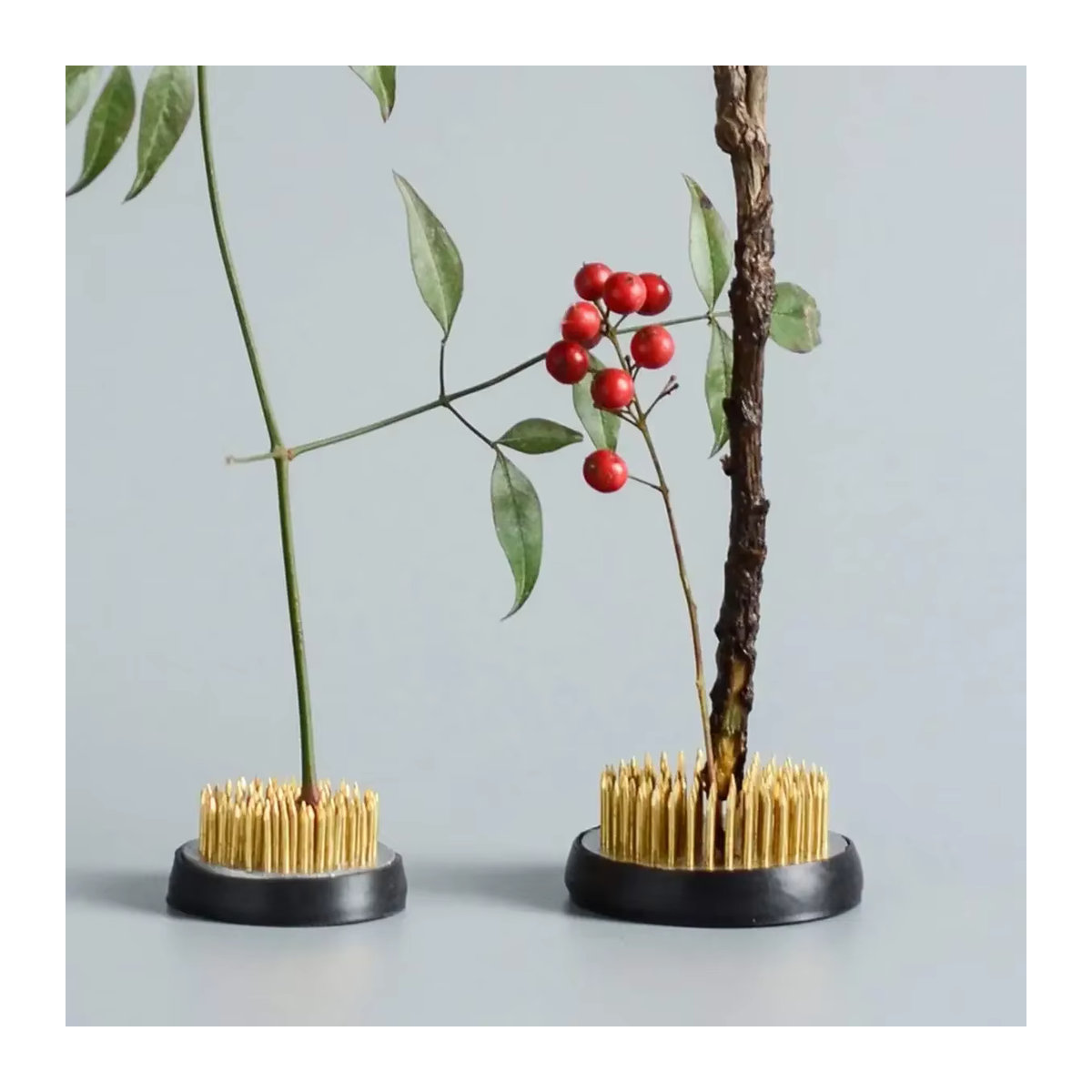 Rundes Blumenarrangement mit Gummi-Befestigung für deine Blumen-Dekoration - Bild 5