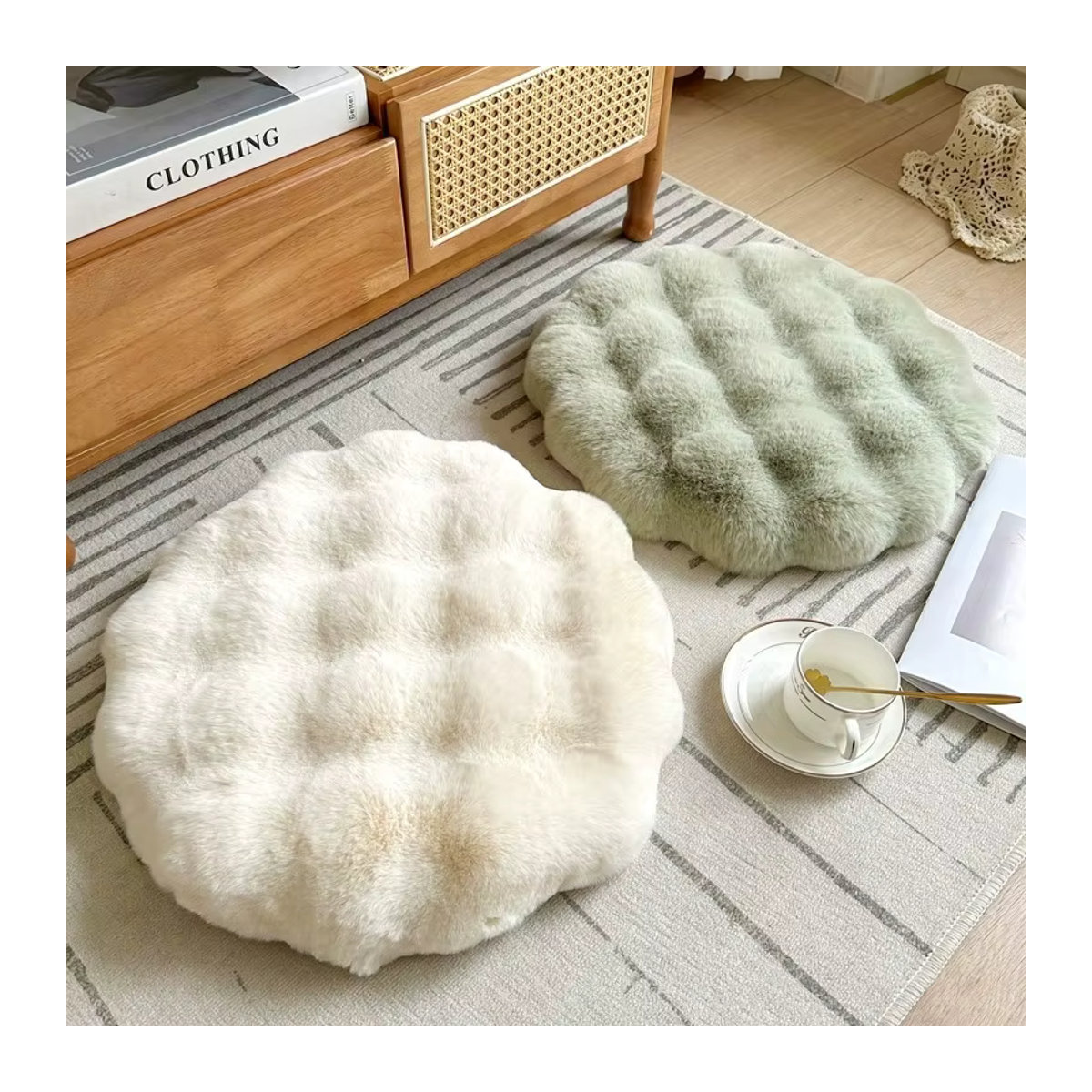 Rundes Futon-Kissen aus Kunstkaninchenfell mit Memory Foam als weiche Tatami-Matte im japanischen Stil und Meditationssitzpolster - Bild 1