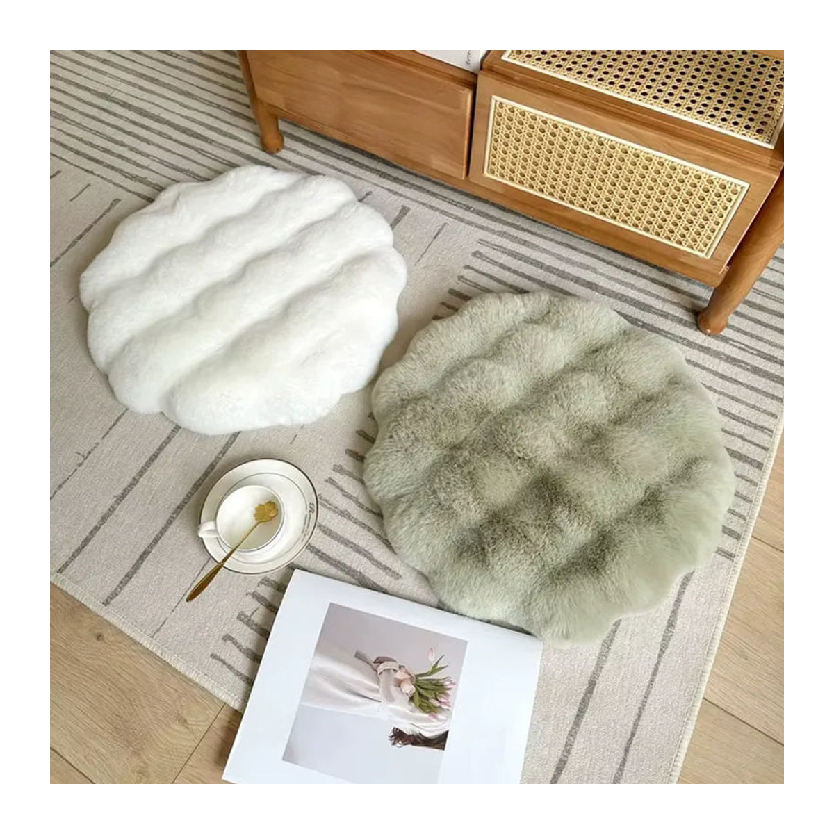 Rundes Futon-Kissen aus Kunstkaninchenfell mit Memory Foam als weiche Tatami-Matte im japanischen Stil und Meditationssitzpolster - Bild 2