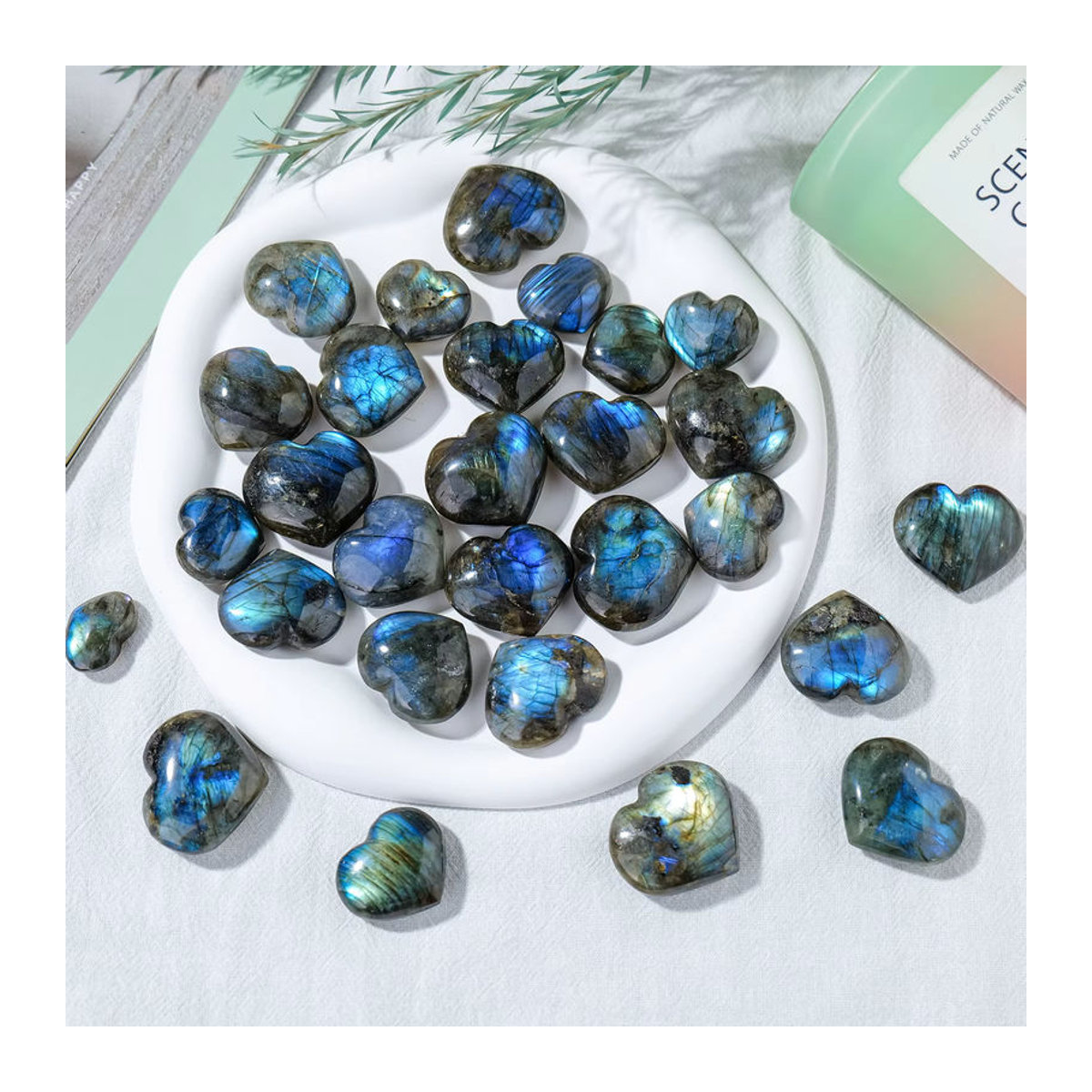 Runyangshi Natürlicher Labradorit Stein in Herzform mit blauem Licht zur Dekoration und Heilung - Bild 4