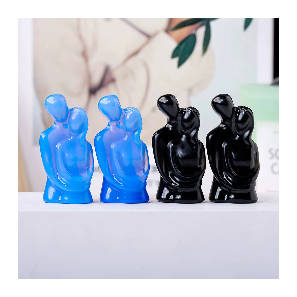 Runyangshi Obsidian Naturkristall Umarmendes Paar als Desktop Ornament in Schwarz und Blau - Bild 5