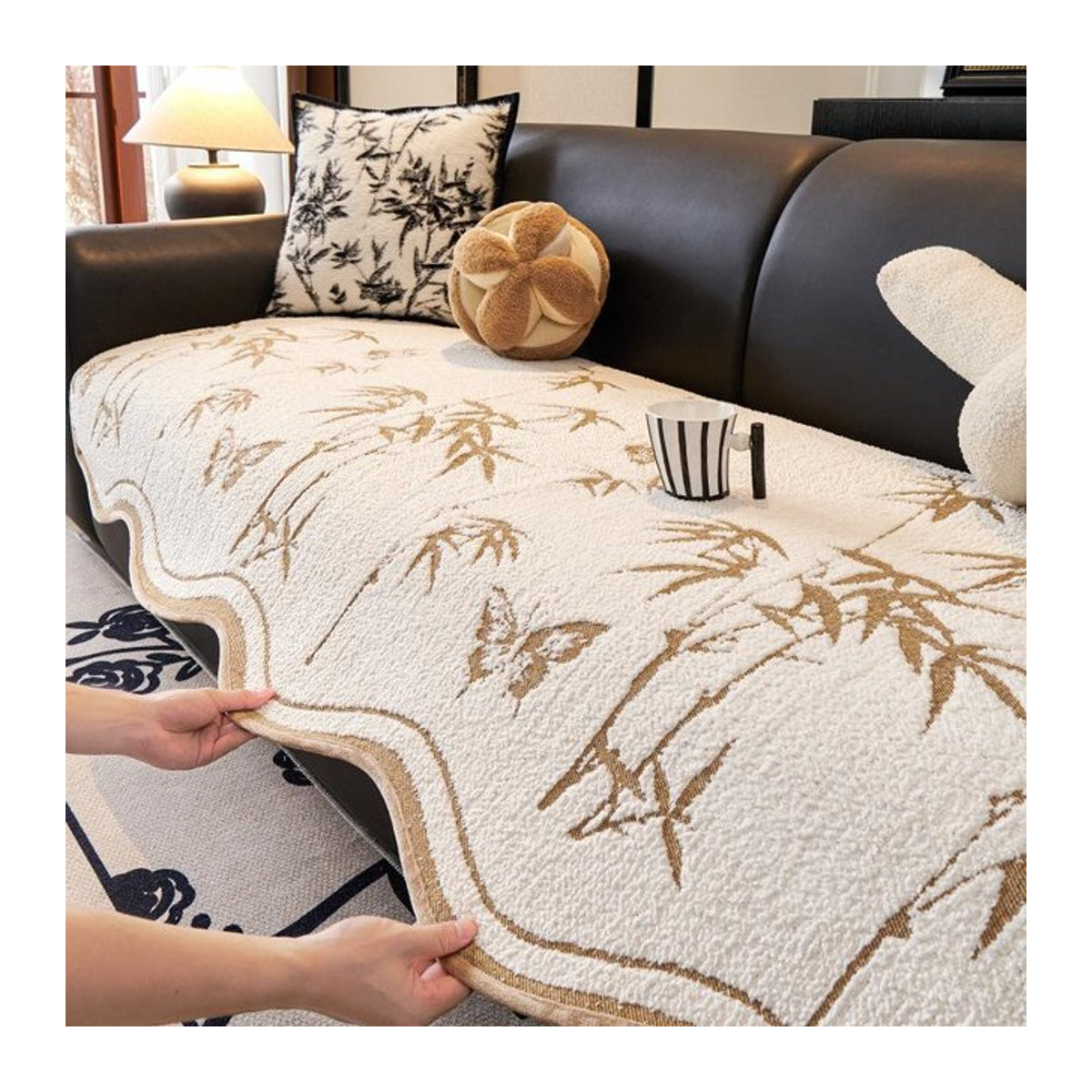 Rutschfester Sofabezug von Hammel als universeller Sitzkissen-Schutz für dein Sofa, B/H: 90 x 70 cm, in Schwarz, Grau oder Kaffee - Bild 1