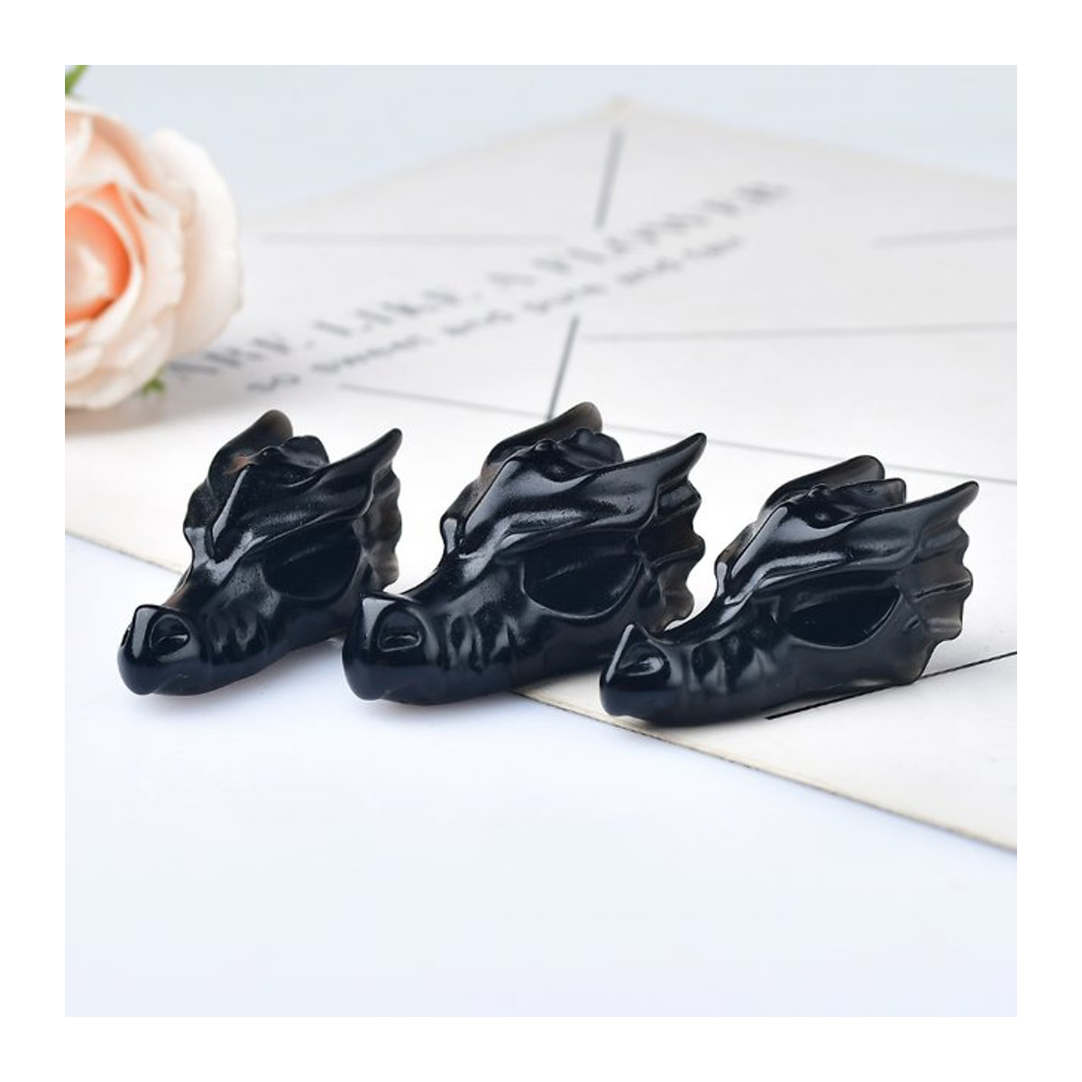 RYCRYSTAL Drachenschädel aus schwarzem Obsidian als natürliches Kristall-Ornament zur Dekoration und für Reiki-Heilung - Bild 1
