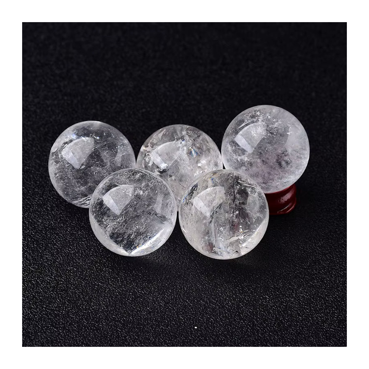 RYCRYSTAL Natürliche Kristallkugel aus klarem Quarz, transparent, mit Holzständer zur Dekoration und Meditation, Durchmesser: 28–32 mm - Bild 2