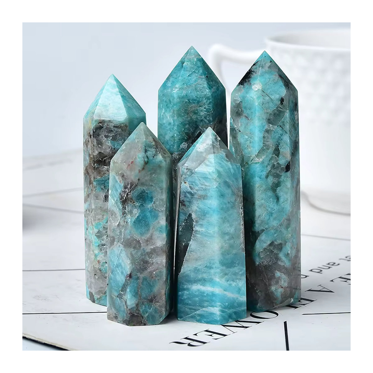 RYCRYSTAL Symbiotischer Kristallpunkt aus natürlichem Amazonit und Rauchquarz in Blau, Geometrisches Ornament als Energiestein - Bild 3