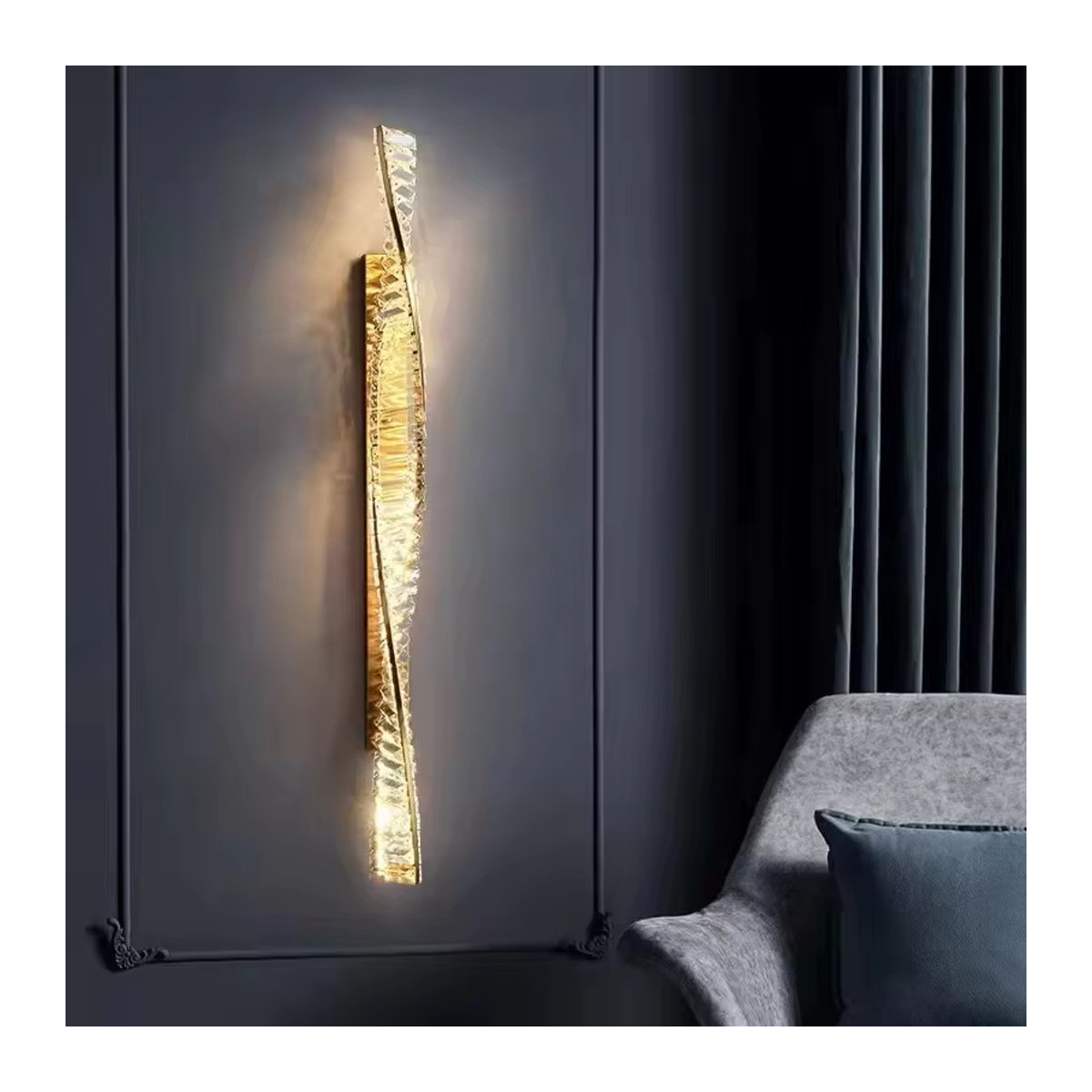 SaloEElaitte LED Wandlampe aus Gold Metall mit Kristall-Design für dein Schlafzimmer und Wohnraum - Bild 2