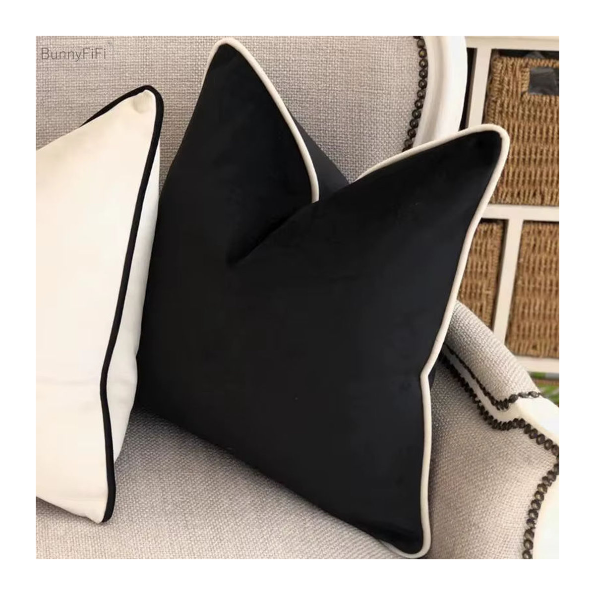 Samt Kissenbezug in Schwarz und Weiß für dein Sofa und Wohnzimmer, verschiedene Maße verfügbar - Bild 2
