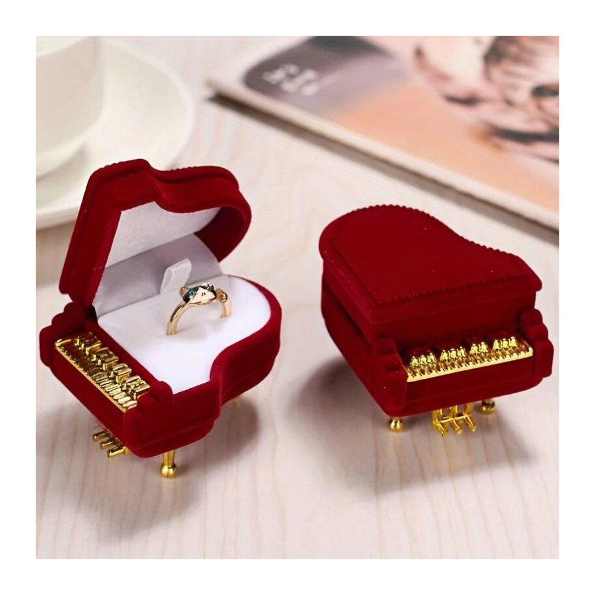 Schmuckbox in Klavierform von Pure Living Co. aus Samt in Weinrot zur Aufbewahrung von Ringen und Schmuck - Bild 5