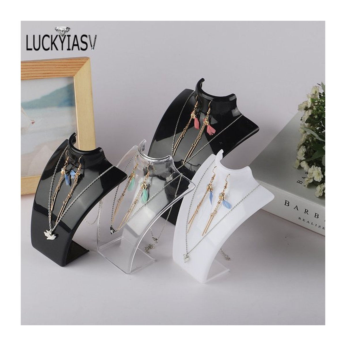Schmuckdisplay Büste aus Acryl von luckyiasv für Halsketten und Anhänger in Transparent oder Schwarz - Bild 1