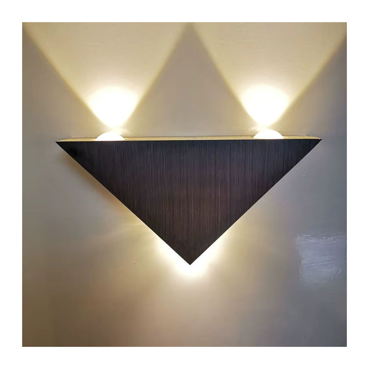 SEACAT Moderne LED Wandleuchte aus Aluminium in Dreiecksform, Silber gebürstet, 3 W - Bild 3