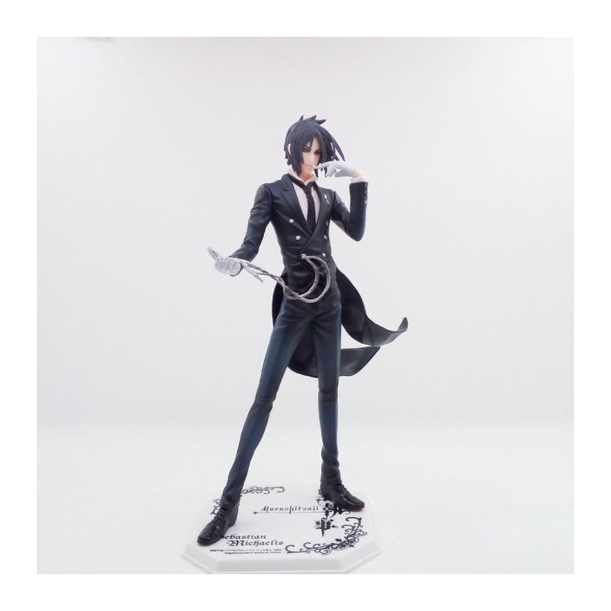 Sebastian Michaelis Anime Figur aus Black Butler, schwarze Dekorationsfigur aus Kunststoff, Höhe: 20 cm - Bild 1