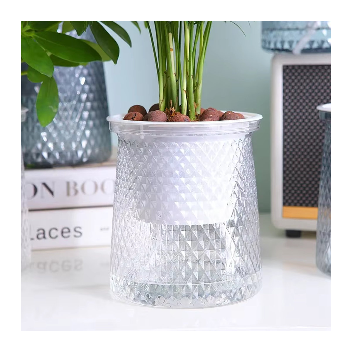 Selbstbewässernde Blumentöpfe von MOONBIFFY, transparente Mini-Sukkulenten-Pflanzgefäße aus Kunststoff im geometrischen Design für Bonsai und Tischdeko - Bild 3