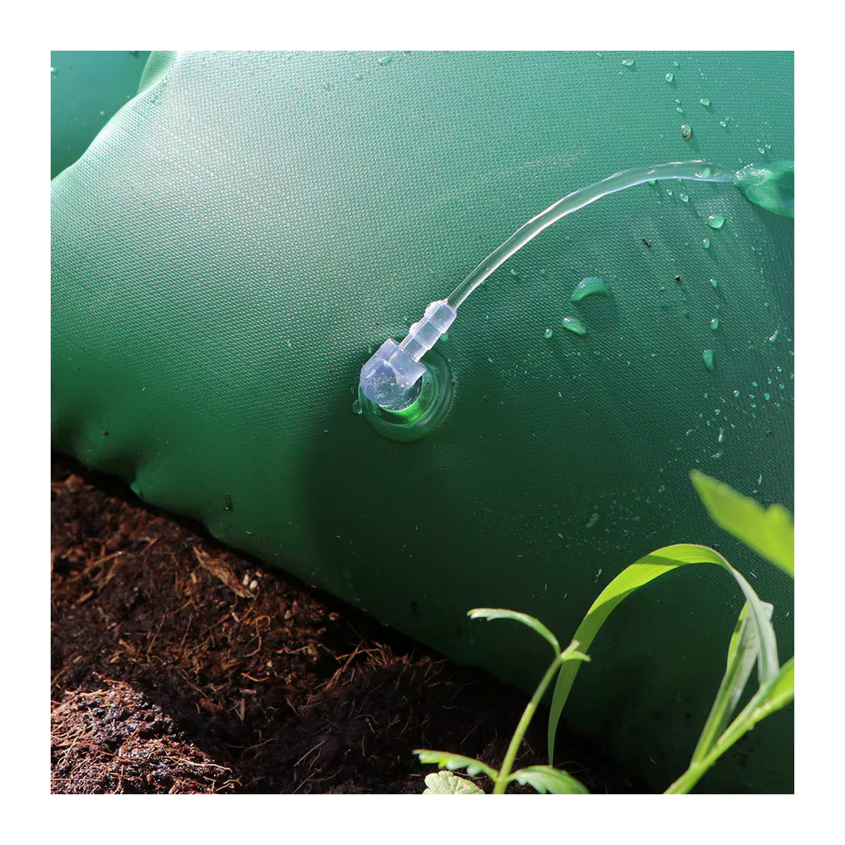 Selbstbewässerungs-Beutel aus PVC für die Gartenbewässerung und Landwirtschaft zur langsamen Wasserabgabe - Bild 4