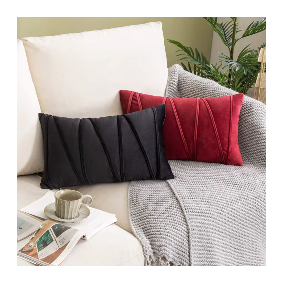 Set aus 2 dekorativen Samt-Kissenbezügen für Weihnachten in Rot, Grün und Schwarz für Sofa und Schlafzimmer - Bild 3