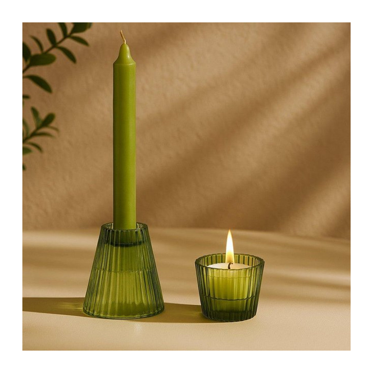 SHAMTAM Kerzenhalter Garten Jade 2er-Pack mit Spitzkerzen und Teelichten aus Wachs und Glas - Bild 1