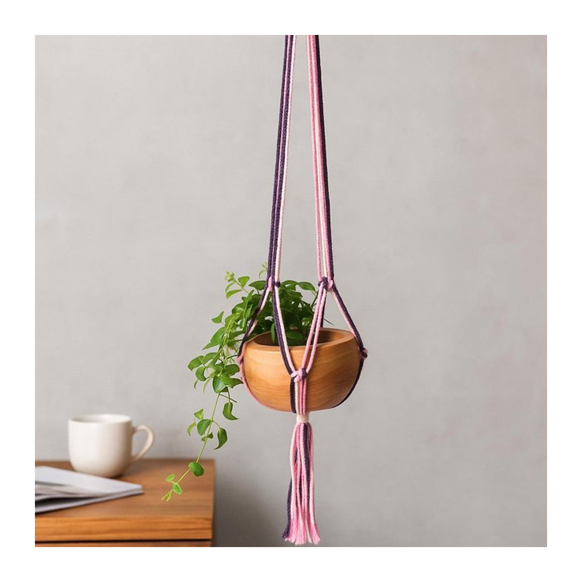 SHAMTAM Makramee Topfhalter in Lila im Boho-Stil aus Naturfasern - Bild 1