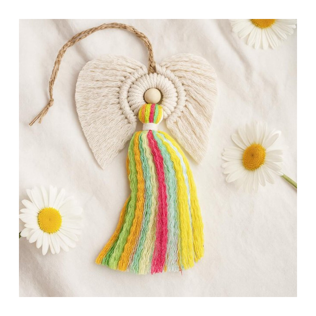 SHAMTAM Makramee Wandbehang Engel und Regenbogen aus Baumwolle in Creme und Multicolor - Bild 1