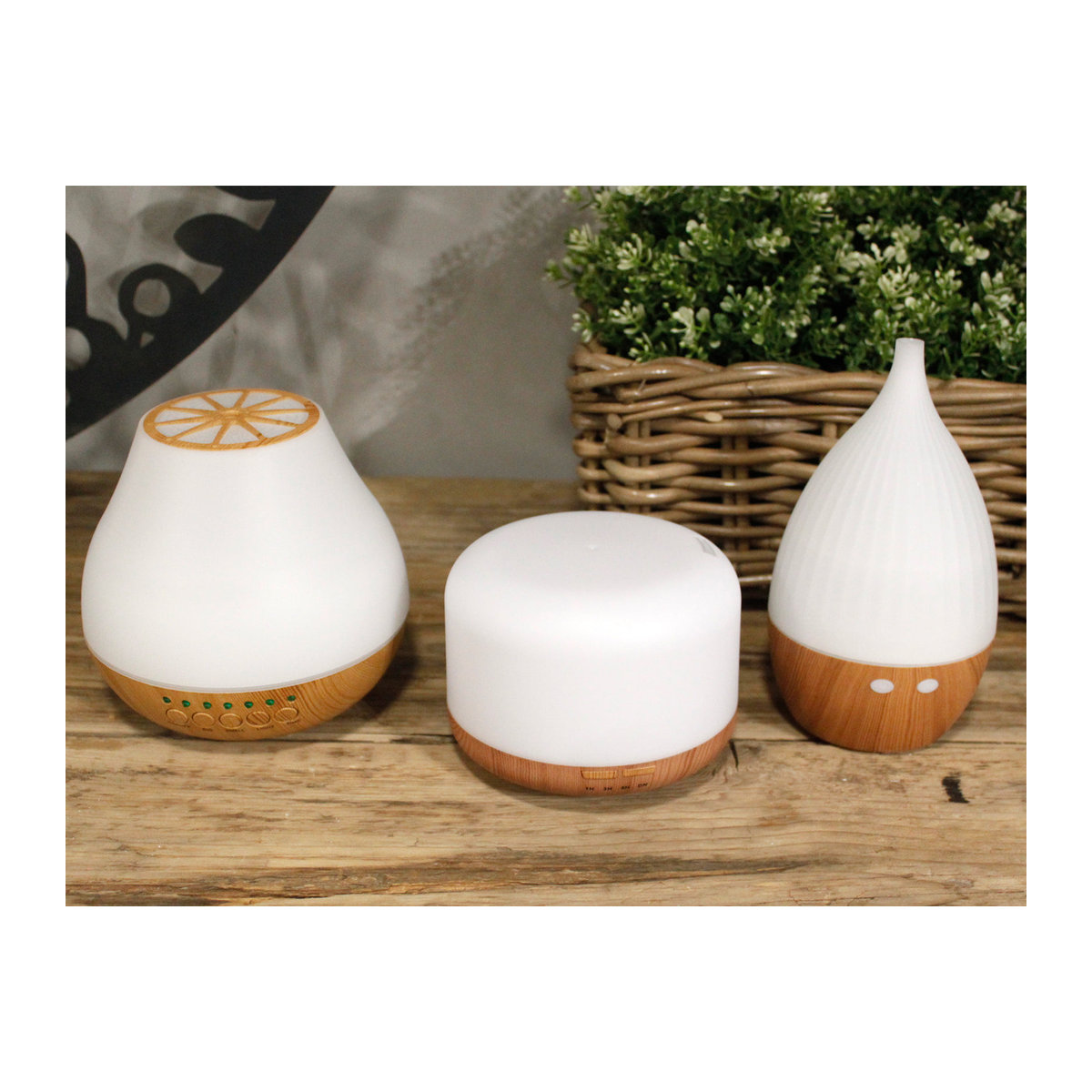 SHAMTAM Ultraschall Diffusor für ätherische Öle mit USB-Anschluss und Farbwechsel in Weiß, 300 ml - Bild 5