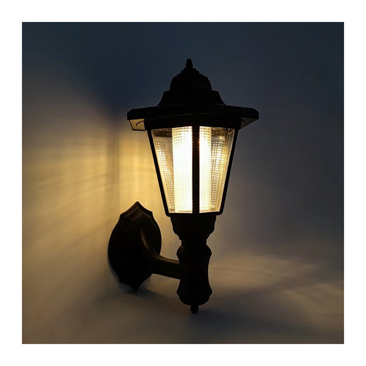 SHENZHITECH Retro LED Wandleuchte in Schwarz, sechseckige Außenlampe IP65 wasserdicht für Garten und Terrasse - Bild 1