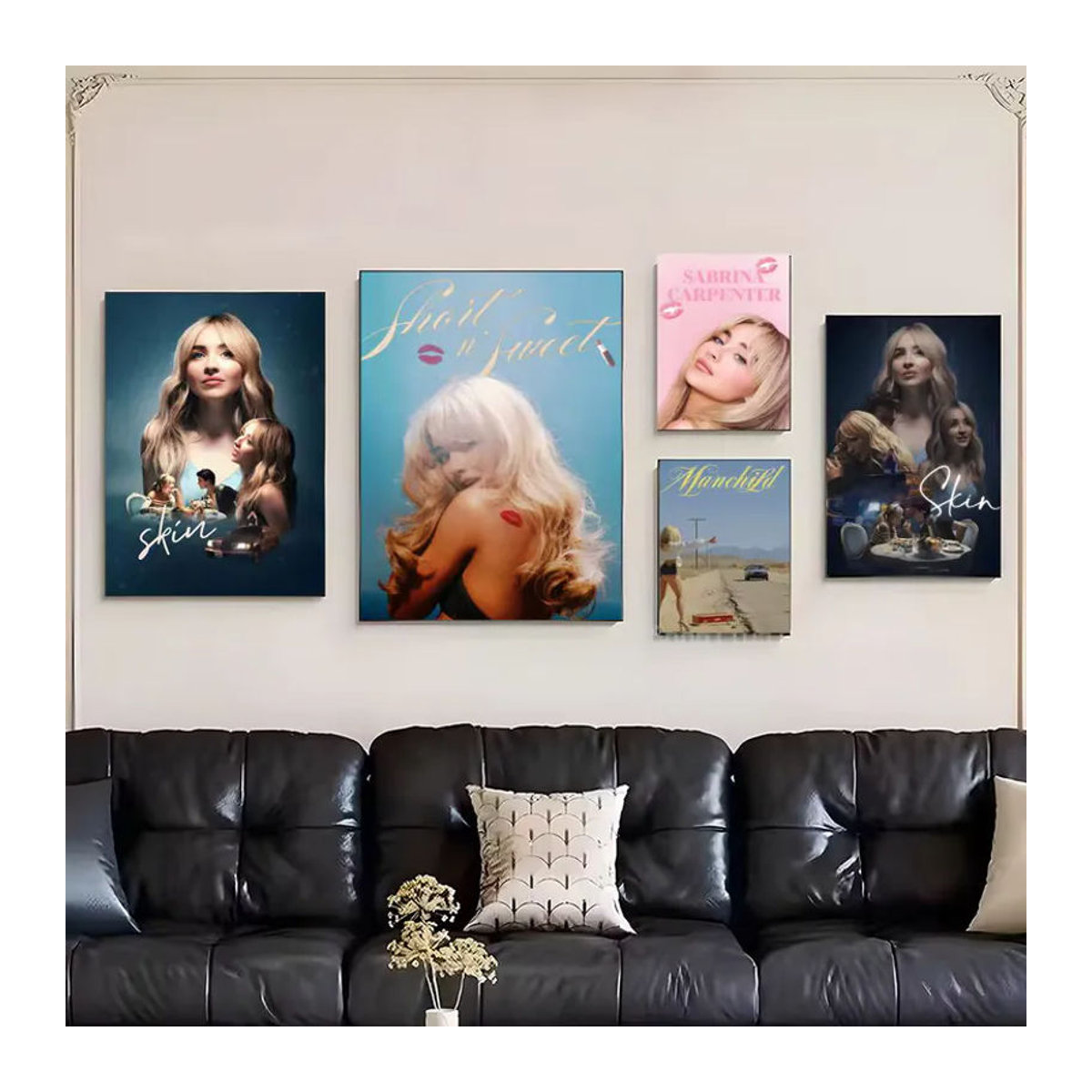 Singer S-Sabrina Carpenter-R Wandkunstdruck Porträt aus Papier in Weiß und Mehrfarbig - Bild 3