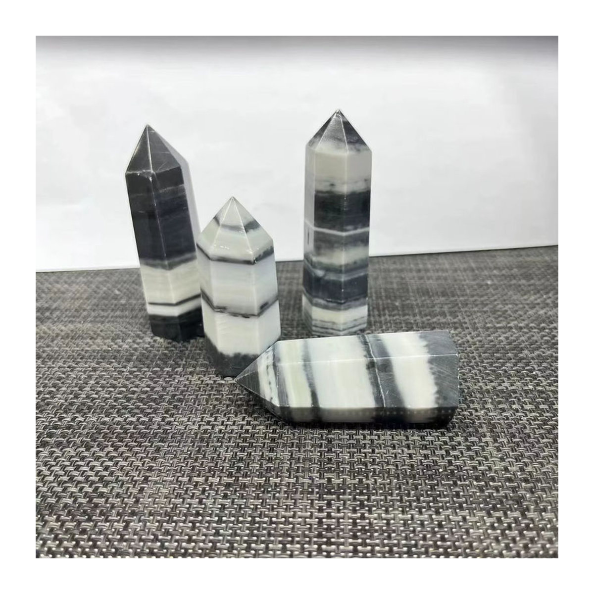 Sisterstone Taiji Jade Kristall Turm aus natürlichem Stein, mehrfarbig und gestreift, zur Dekoration für Meditation und Fengshui - Bild 3